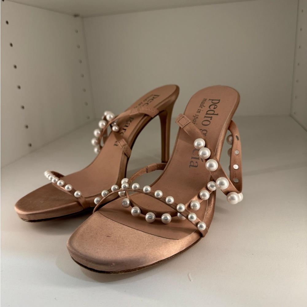 Pedro Garcia Pearl-Embellished Brown Heels